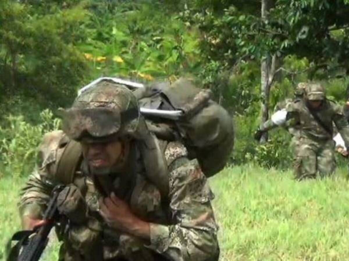 Mueren soldados al caer en campo minado en el Catatumbo