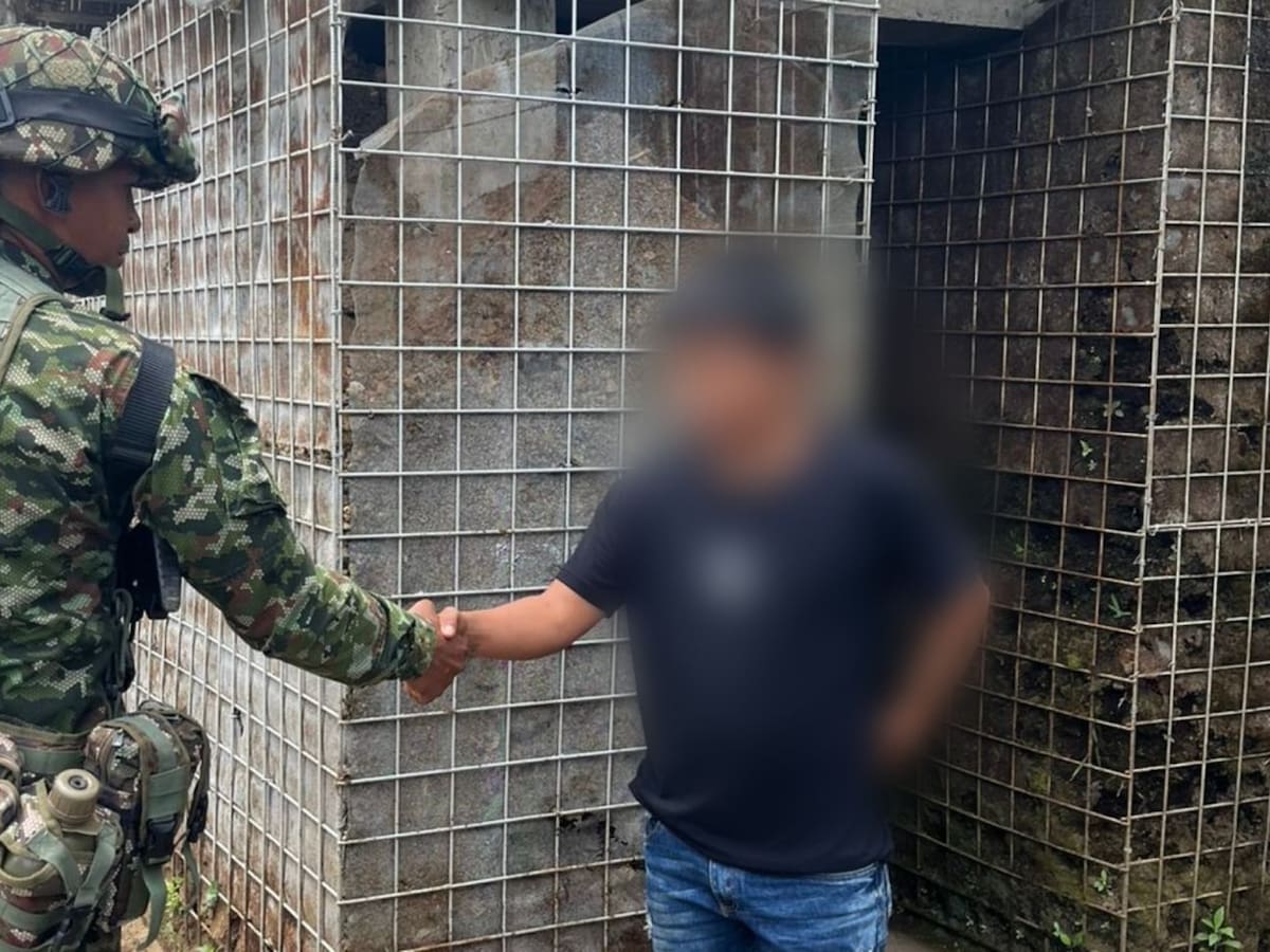 Cinco presuntos integrantes de las disidencias se entregaron voluntariamente en sur del Cauca