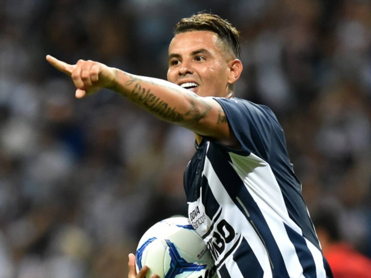 Edwin Cardona asegura que se quedará en el Monterrey