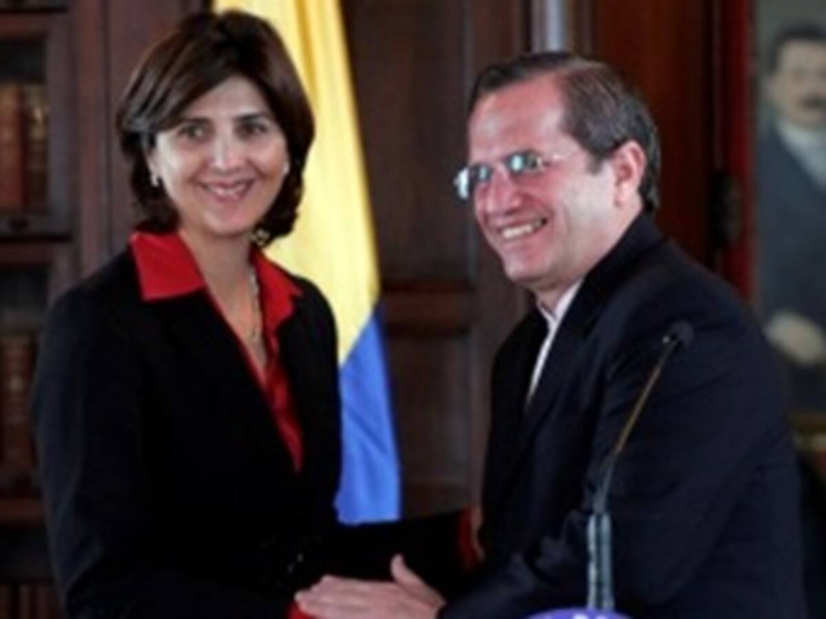 Cancilleres de Ecuador y Colombia avanzan en la normalización de las relaciones bilaterales