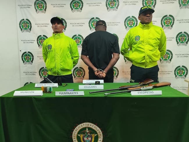 Cae presunto colaborador de disidencias Farc en el Valle: vigilaba policías y perfilaba víctimas