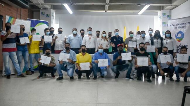 Operarios de Interaseo formados en competencias laborales