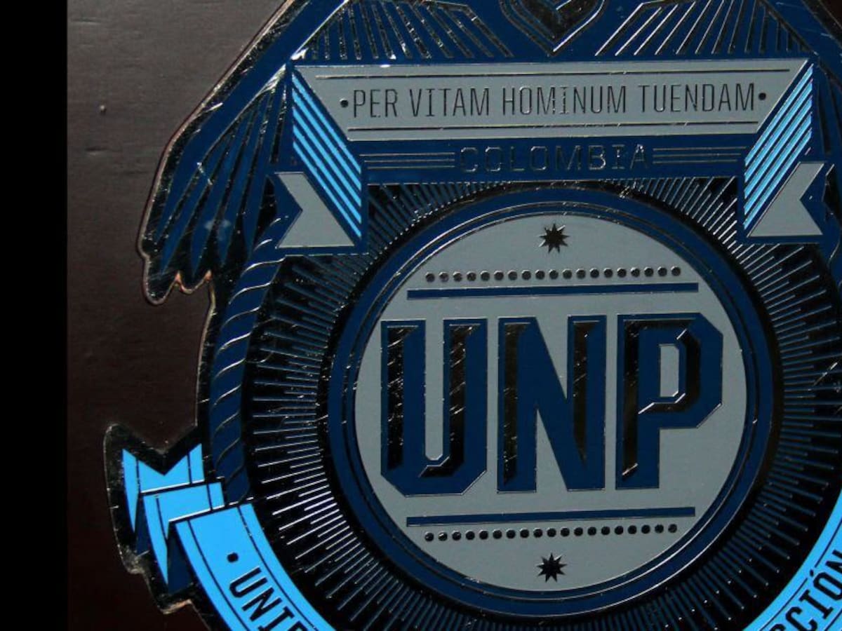 Petro ordena a director de Policía levantar protestas en la UNP: “entregarlas al servicio público”