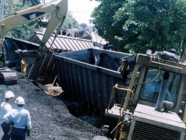 Gobierno: crisis petrolera afecta ingresos de 10.000 trabajadores en Colombia
