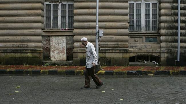 Anciano en libertad. Foto: Getty Images