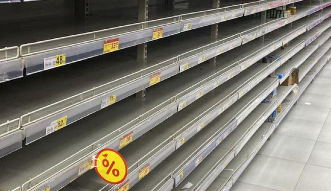 "Ya no tenemos comida, no hay espacio en los buses": Ecuatoriana en Ucrania