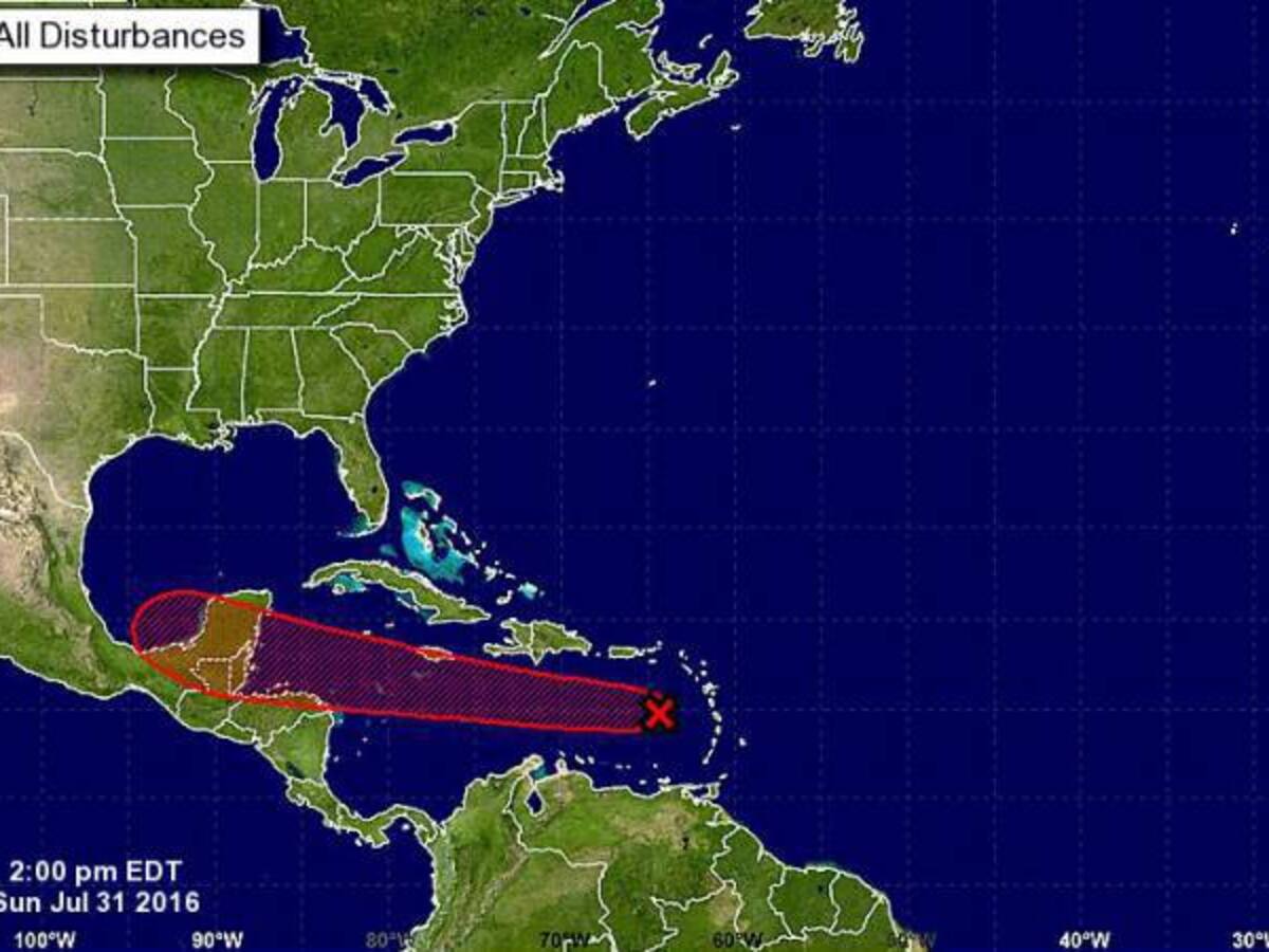 El paso de la tormenta tropical Nate causa estragos en San Andrés