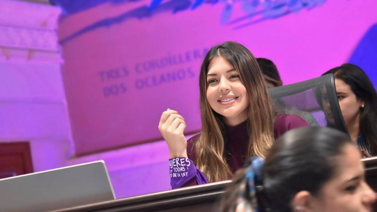 Proyecto a favor de huérfanos por feminicidio fue aprobado en segunda debate en la Cámara