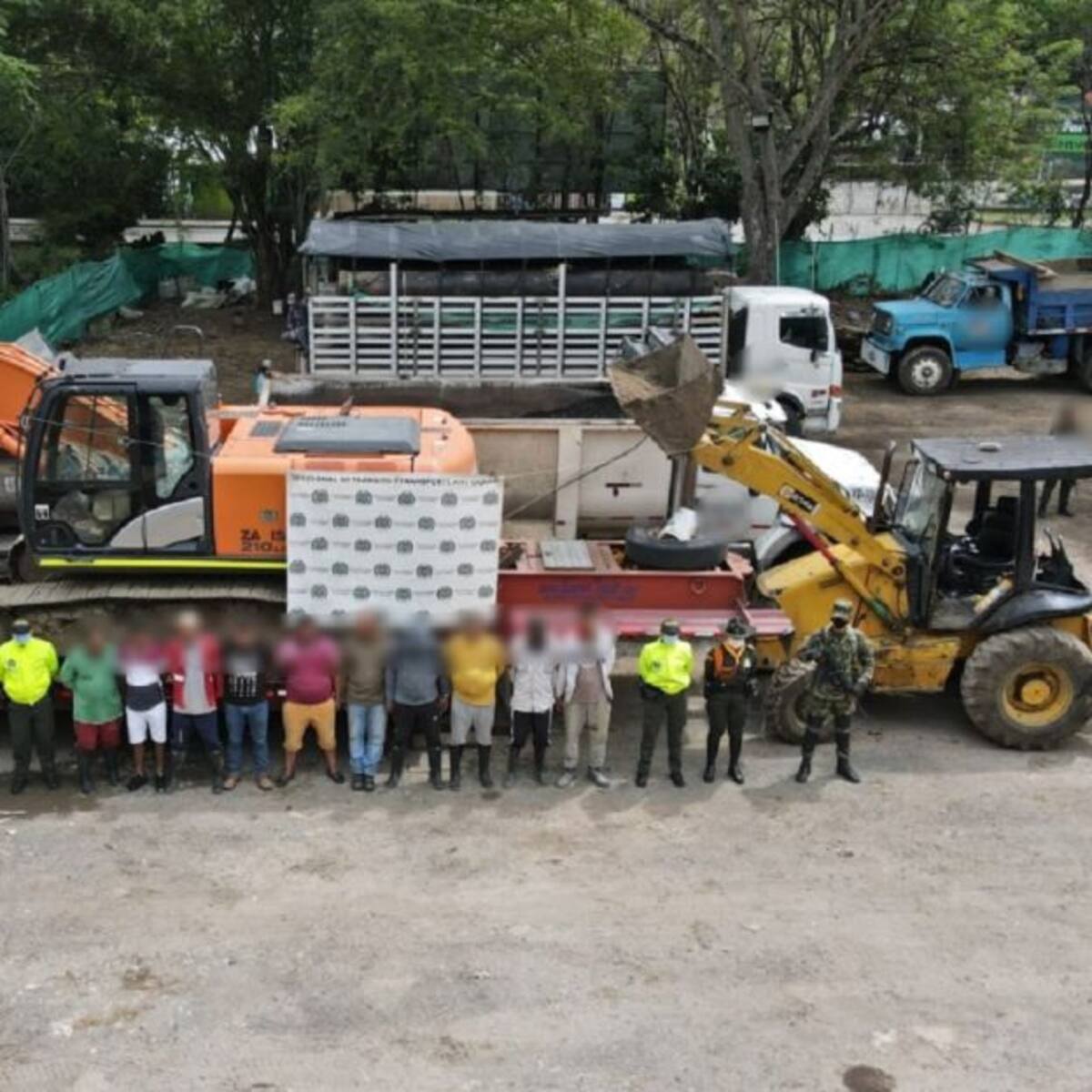 Capturan 10 personas e incautan maquinaria de minería ilegal en La Pintada