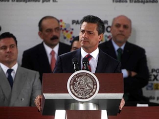 Peña Nieto promulga reforma constitucional para sector de telecomunicaciones