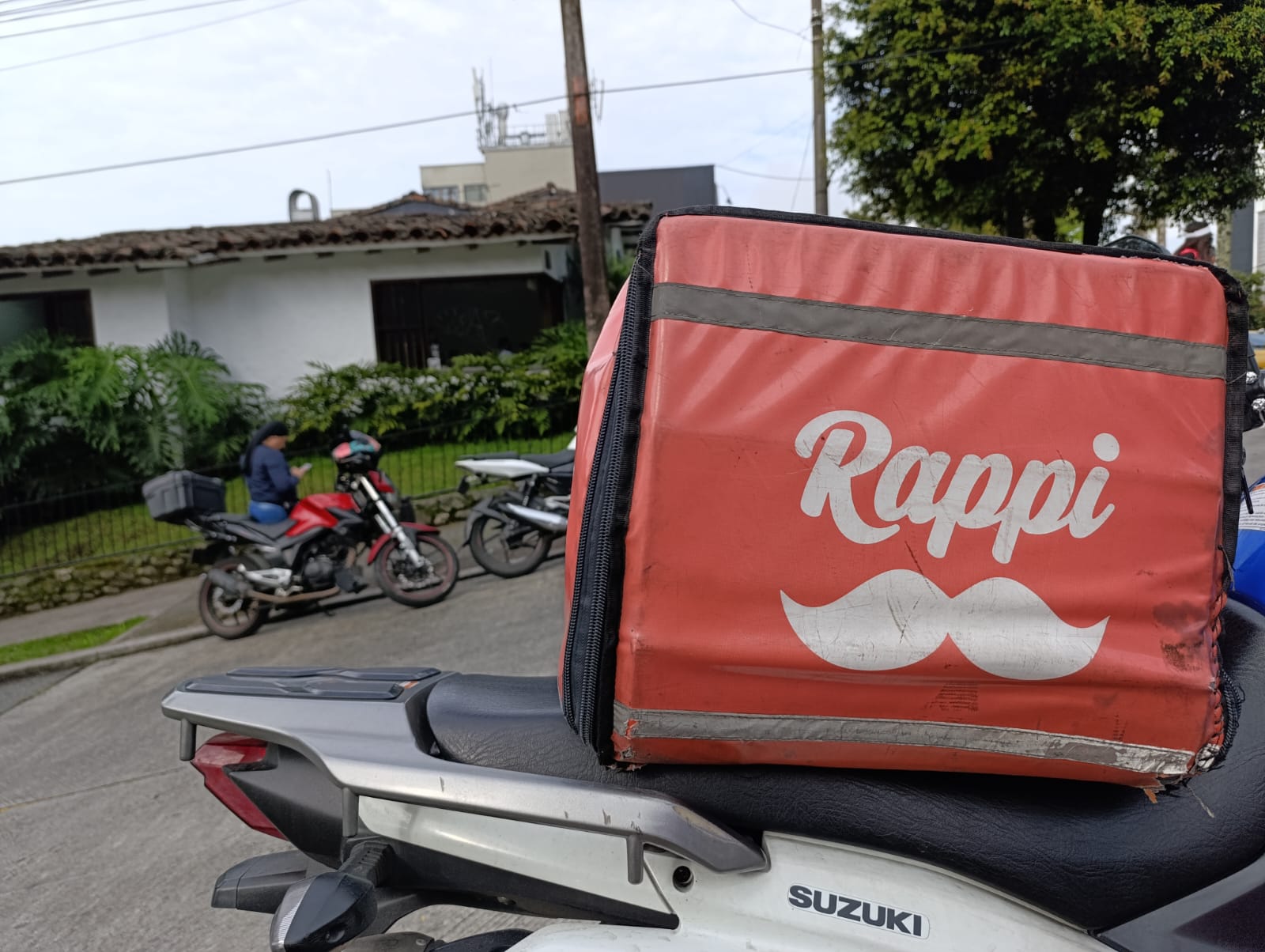 El número de domiciliarios en la capital caldense puede sobrepasar los 300 los fines de semana.