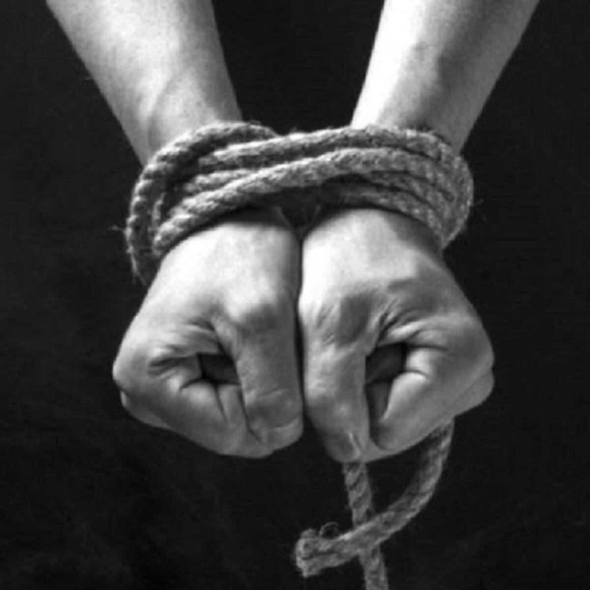 Rescatan mujer víctima de secuestro exprés