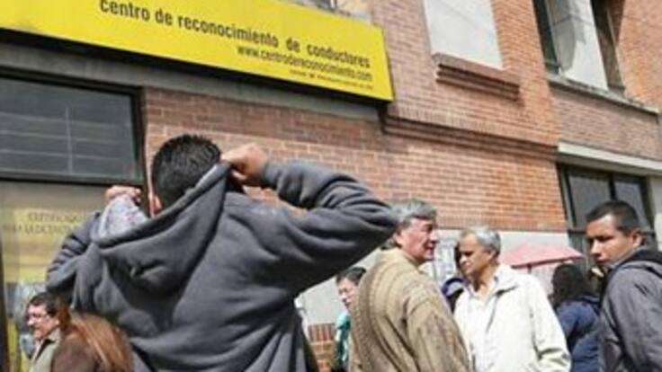 Más de un año tardaría Cundinamarca para renovar todas las licencias