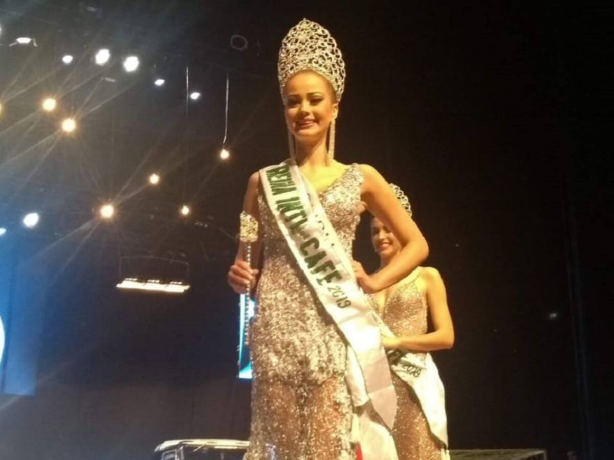 Reina Internacional del Café entrega la corona y dos proyectos sobre café