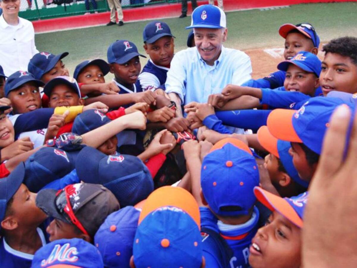 Con béisbol, Colombia y Estados Unidos celebraron 200 años de amistad