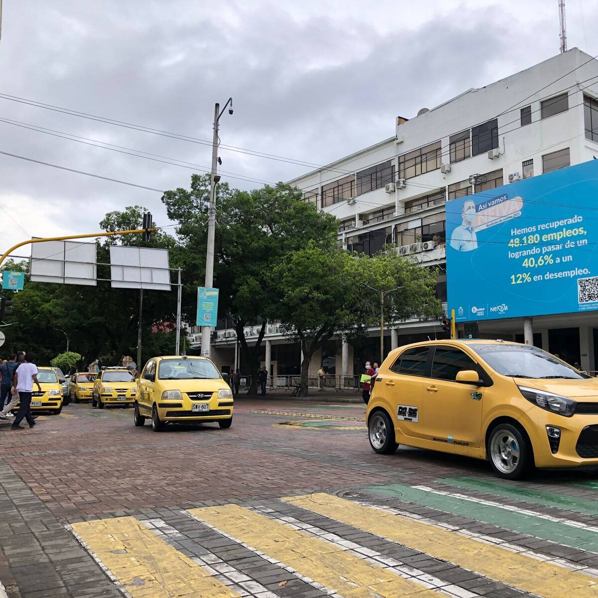 Taxistas y alcaldía de Neiva llegan acuerdos, se levantan paro de transporte