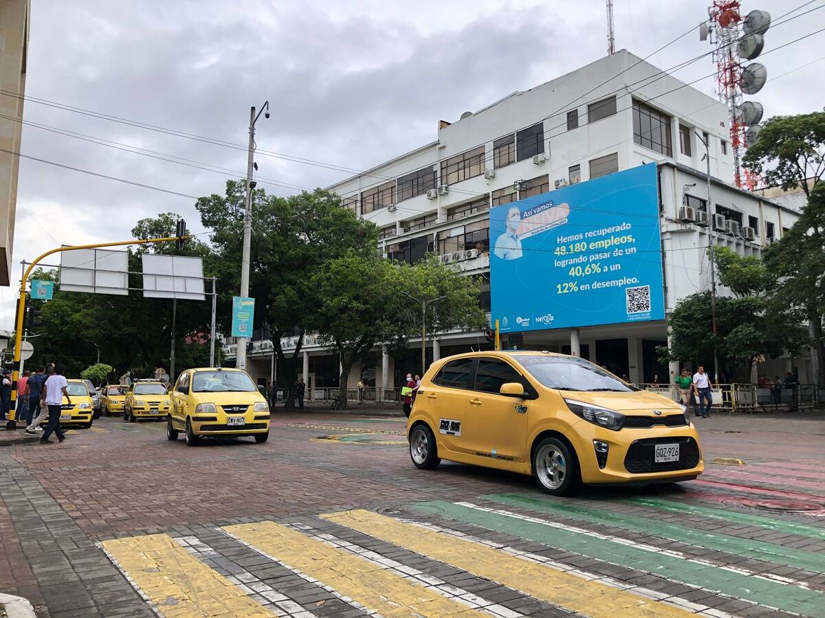 Taxistas y alcaldía de Neiva llegan acuerdos, se levantan paro de transporte