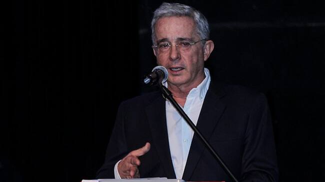 Uribismo buscará que las fuerzas armadas sean juzgadas por tribunal militar. Foto: Colprensa