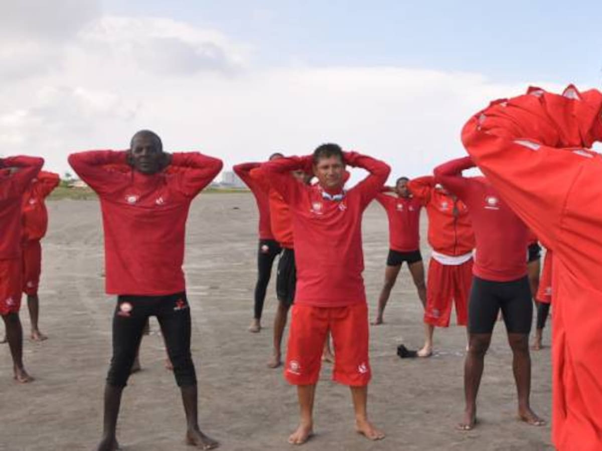 75 salvavidas vigilarán las playas de Cartagena en Semana Santa