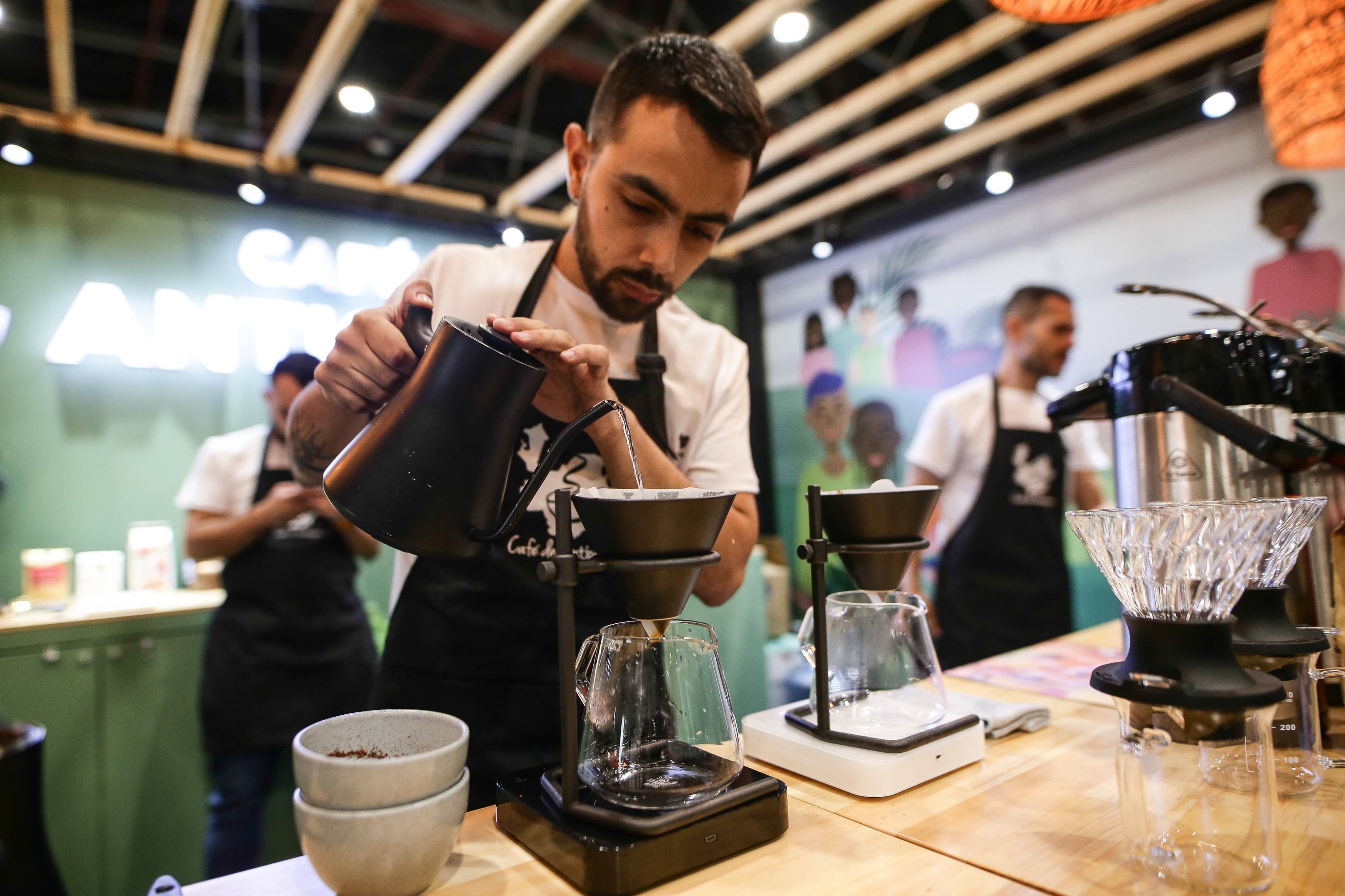 Bogotá. Octubre 19 de 2023. Desde el 19 hasta el 22 de octubre se realizara la XIV edición de Cafés de Colombia Expo 2023, una de las ferias mas importantes de café de América Latina y donde 120 expositores darán a conocer lo mejor del café Colombiano. (Colprensa - John Paz)