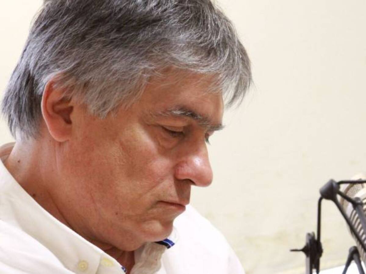 A Cepeda le deben estar brindando mala asesoría jurídica: Bejarano