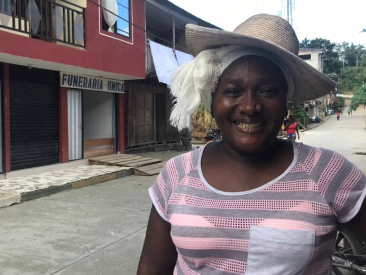 En Timbiquí un restaurante mezcla la comida y derechos de las mujeres