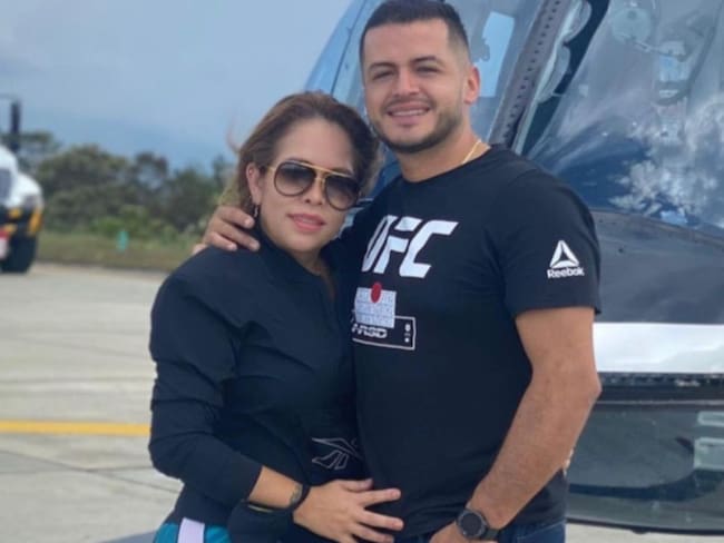 Exesposa de Jessi Uribe presume de su novio con viaje en helicóptero