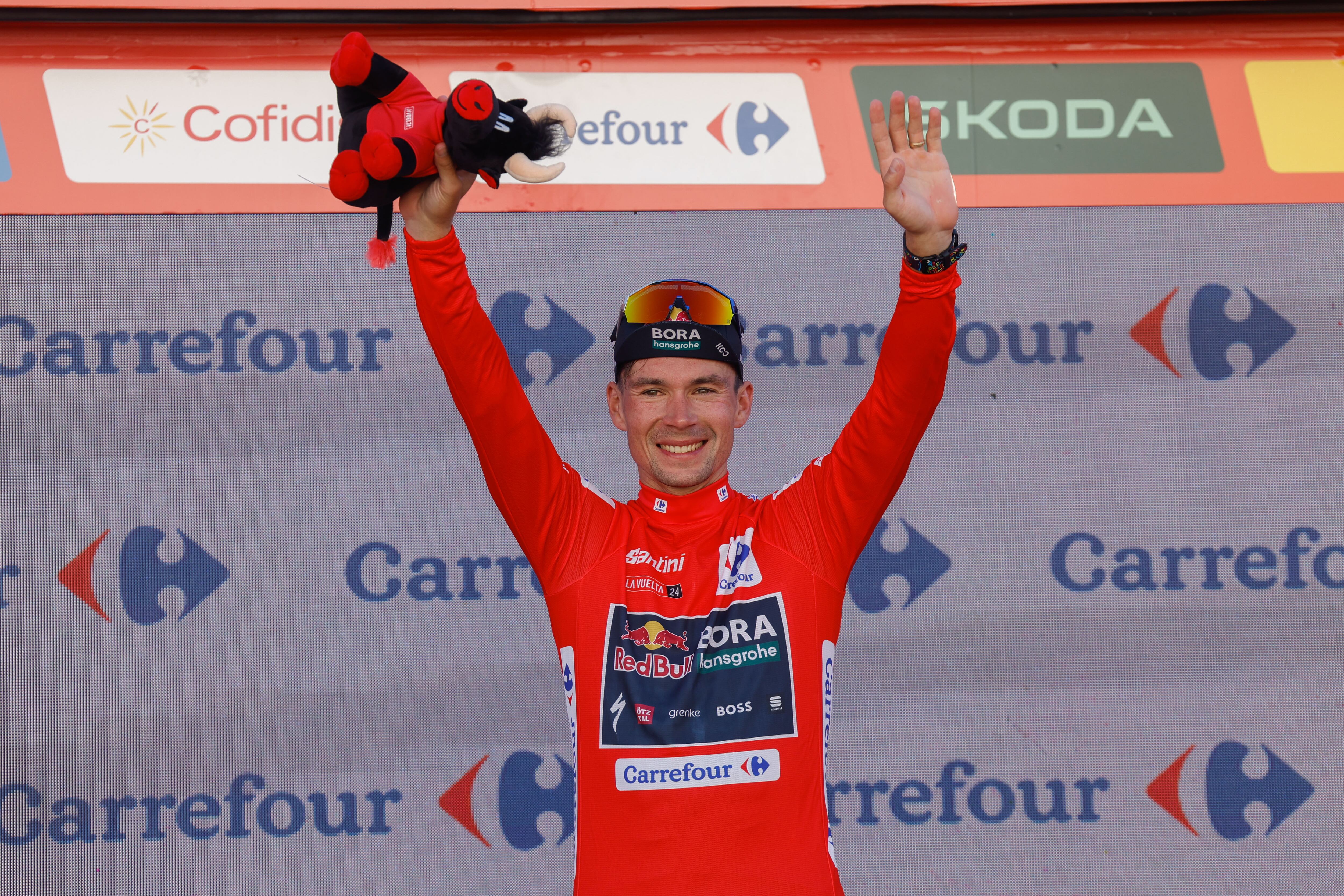 El ciclista esloveno del Bora, Primoz Roglic, líder de la clasificación general de la Vuelta a España. EFE/ Javier Lizón