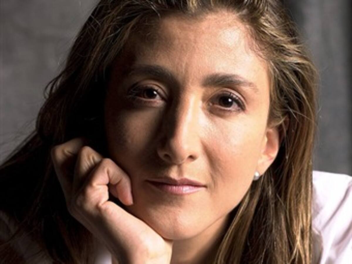 Sale a la venta en Colombia libro de Ingrid Betancourt en medio de polémica