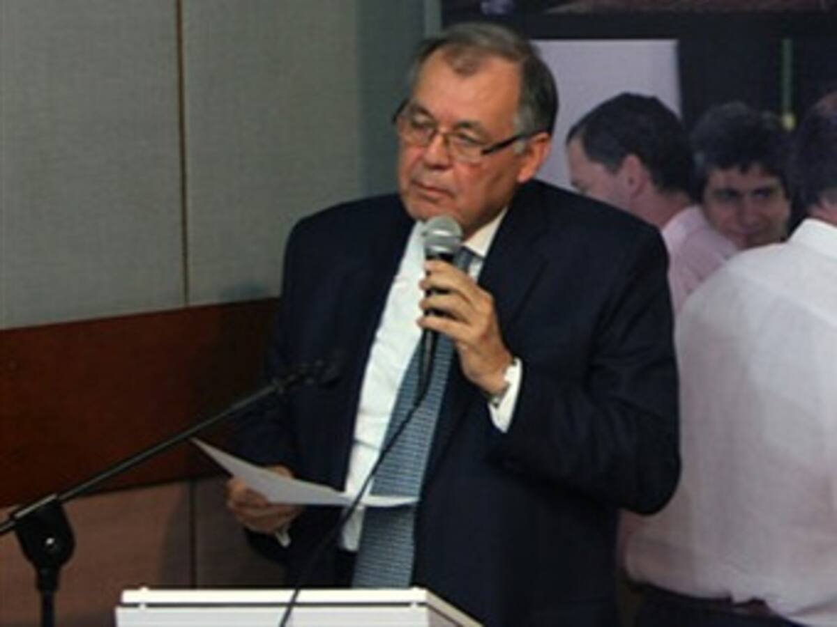 Por tres delitos denunciarán al procurador Alejandro Ordóñez