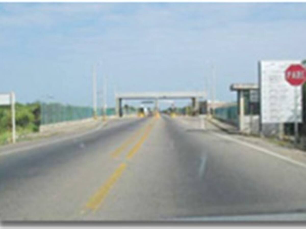 Se aplaza la construcción de la carretera que une el paso de Colombia con Panamá
