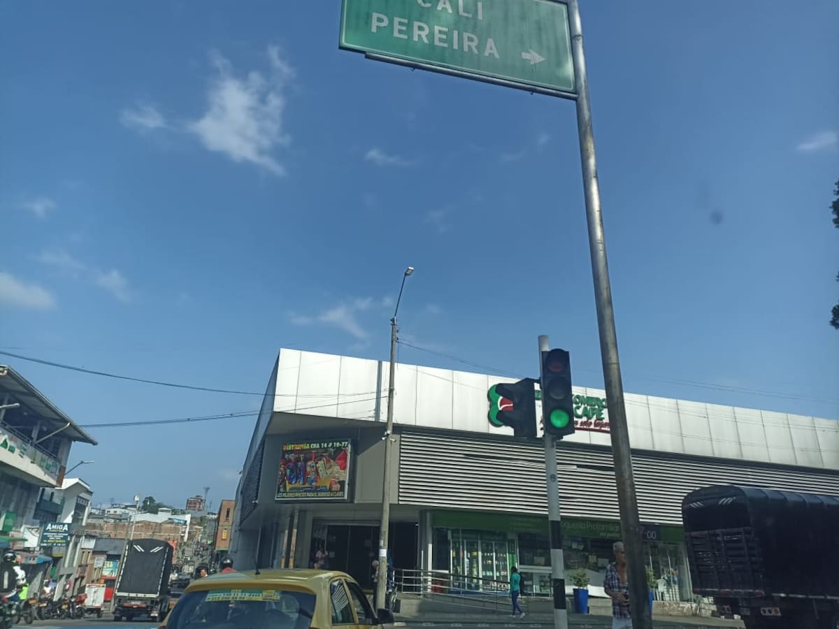 80% de la red semafórica de Armenia tiene más de 15 años, es obsoleta: Director Setta