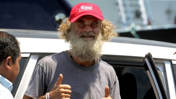 Marinero y su perrita sobrevivieron tres meses en altamar con atún y agua lluvia