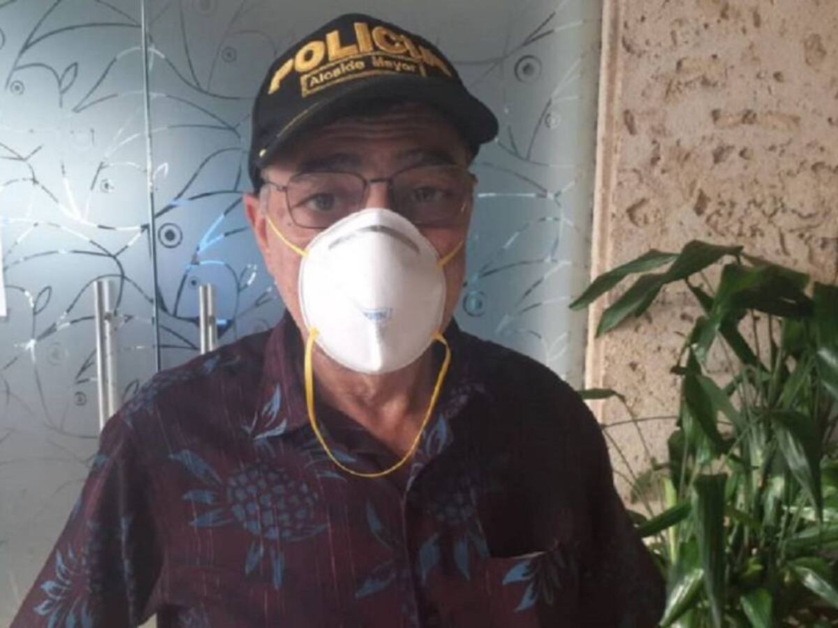 Alcalde de Cartagena William Dau compara uso de tapabocas con mear