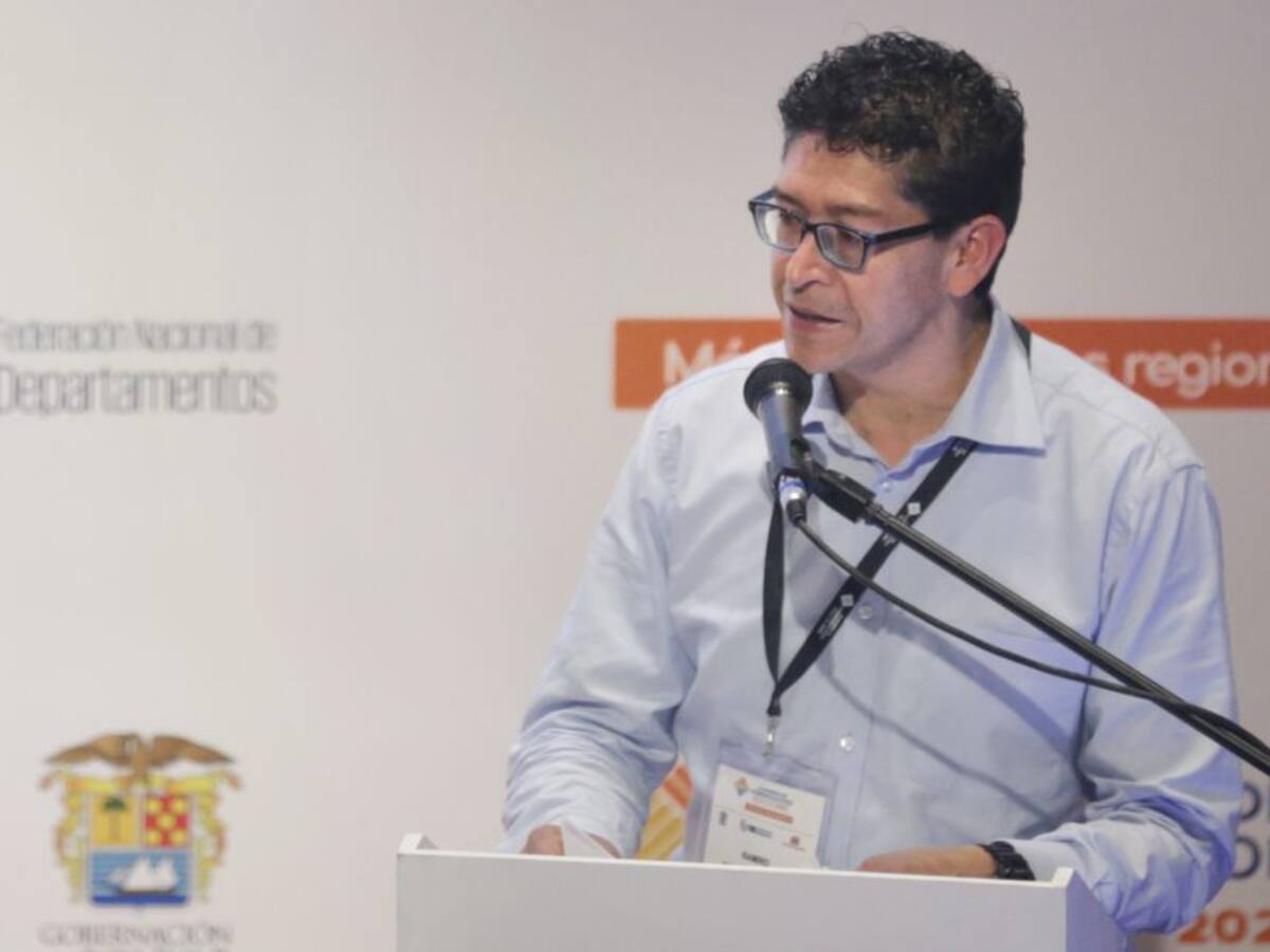 Nuevo director de Rap-e advierte crisis climática y firman pacto ambiental