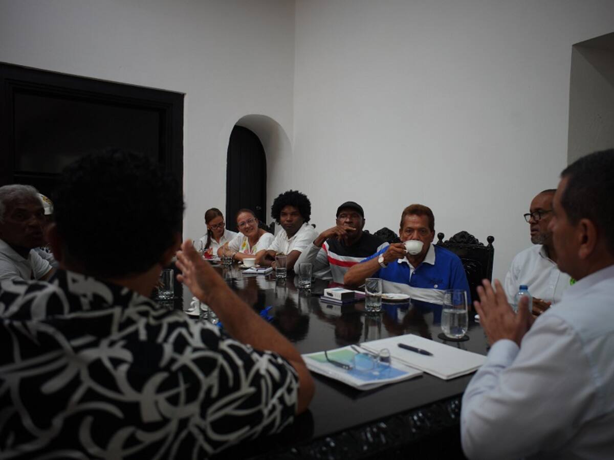 Con mesas de concertación, Alcaldía consolida creación del Instituto Comunal