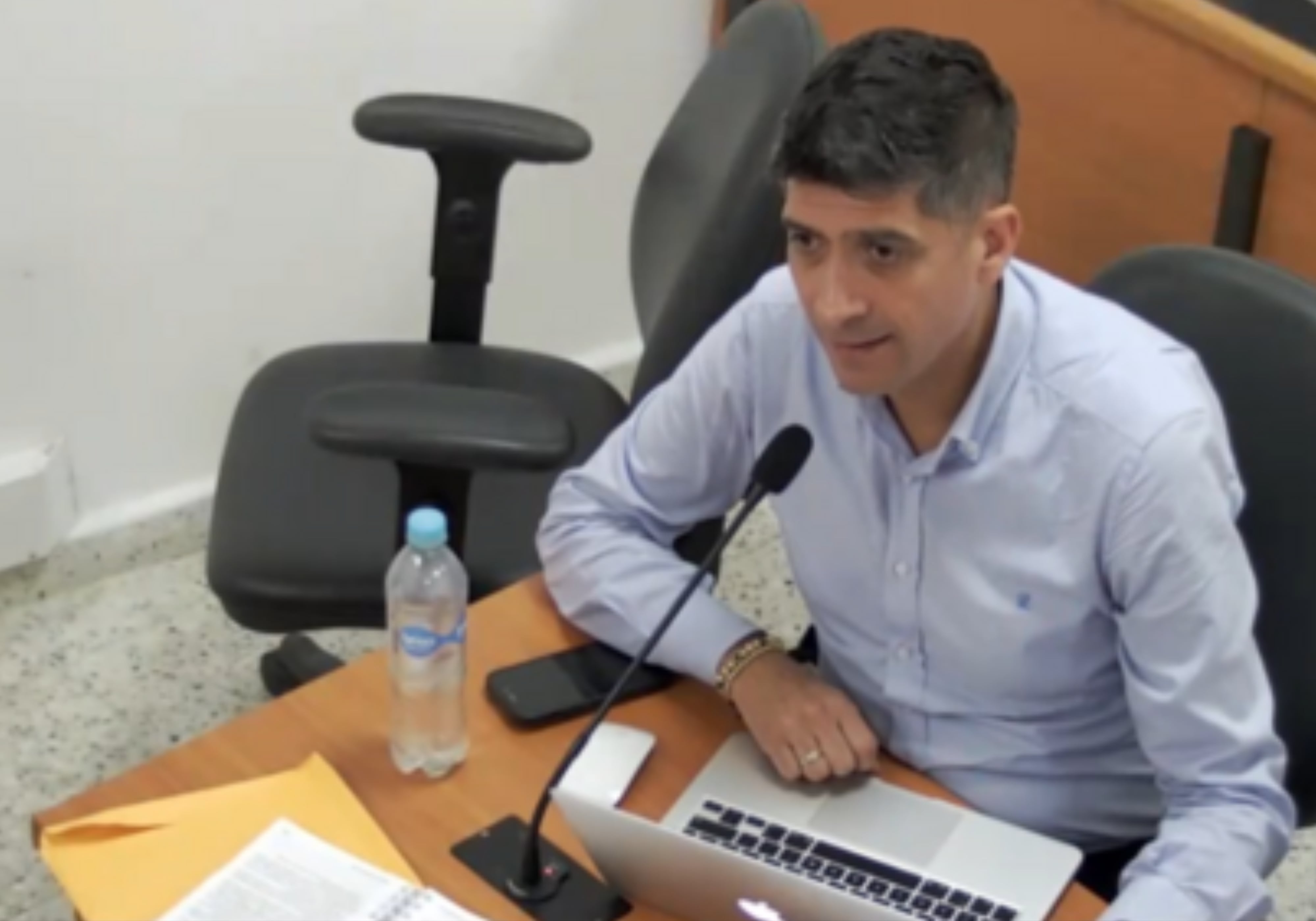 El fiscal que investigó a Nicolás Petro renuncia y pide protección por amenazas de muerte — image 3