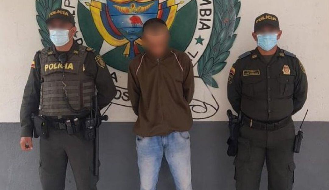 Este sujeto es solicitado por homicidio agravado, extorsión, concierto para delinquir y porte ilegal de armas.