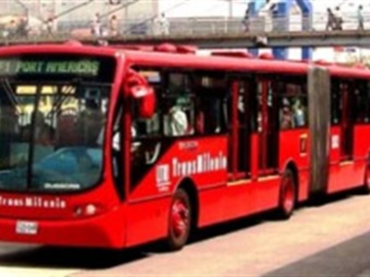 Alcaldesa encargada no dará marcha atrás a Transmilenio ligero por la séptima