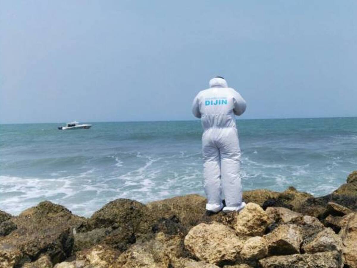 Rescatan del mar cuerpo sin vida de NN frente a las murallas de Cartagena