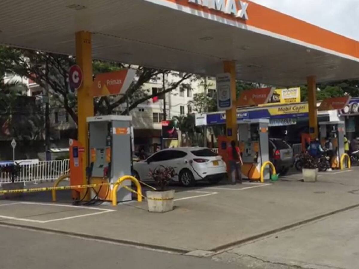 Llegan a Cali más vehículos con combustible