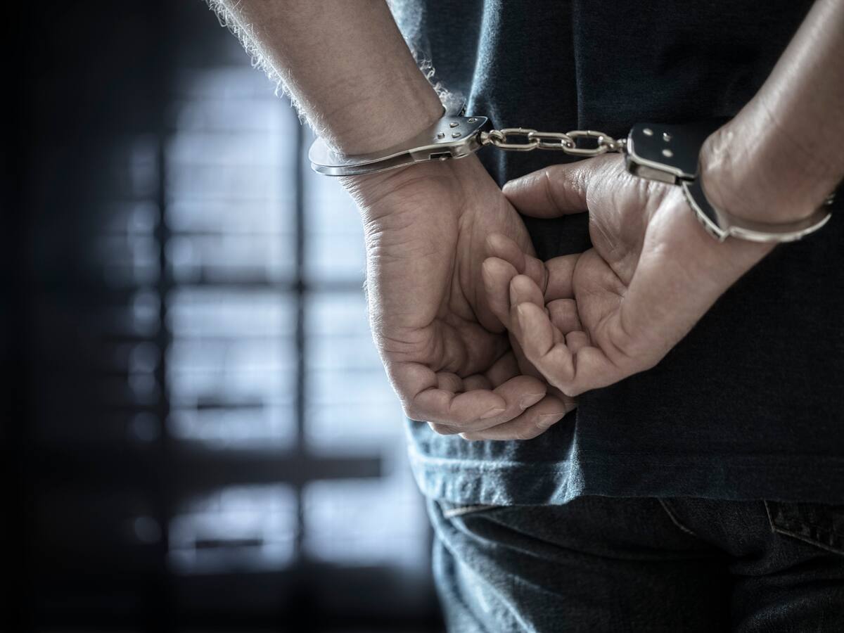 Autoridades capturan a hombre que golpeó a su hijo de 4 años hasta causarle la muerte