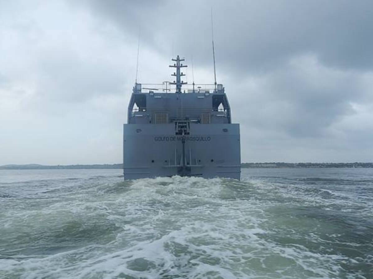 Armada pone en servicio un nuevo buque de apoyo logístico en Cartagena