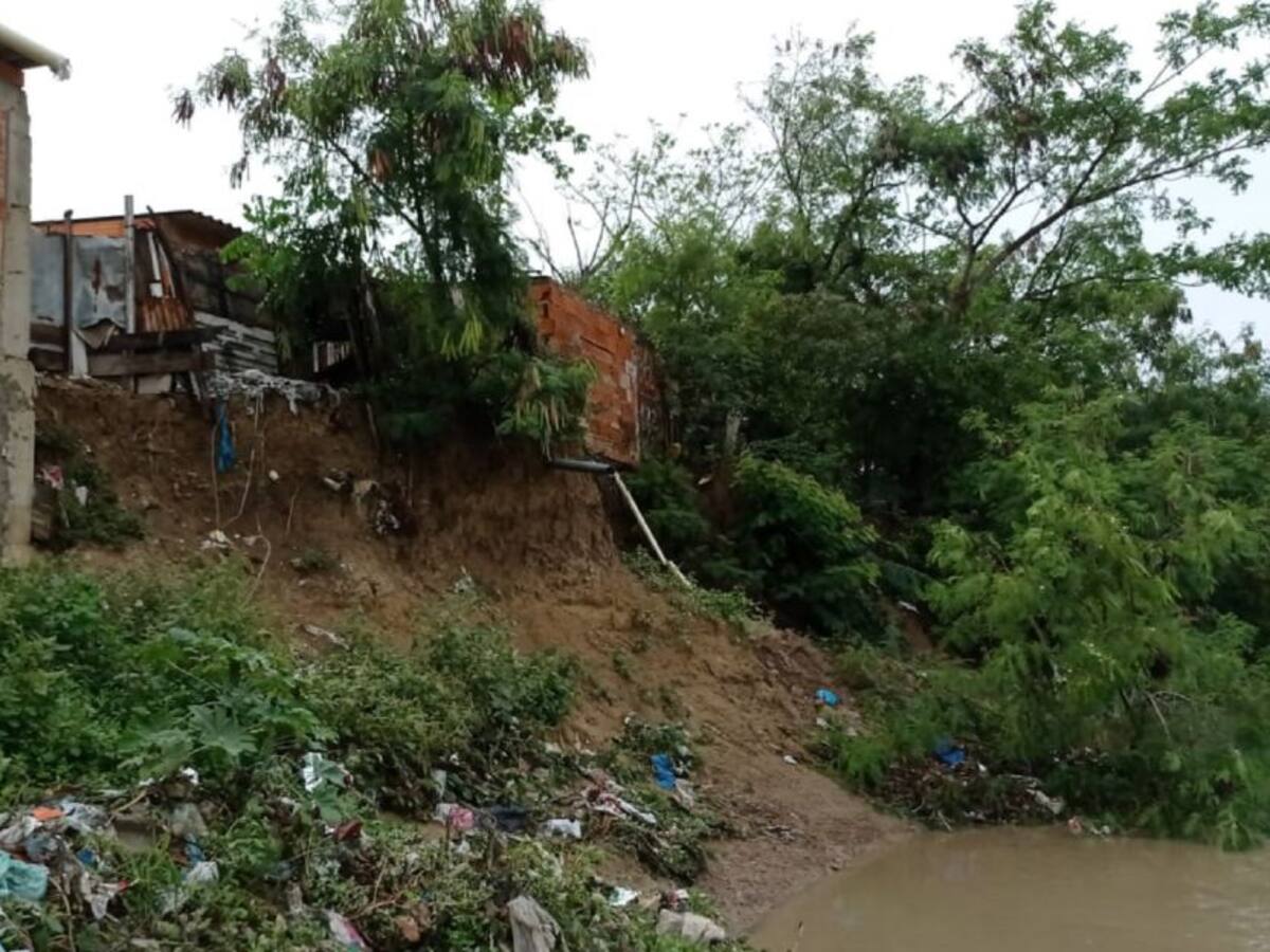 Comunidad en Barranquilla teme por el riesgo de colapso de 20 viviendas