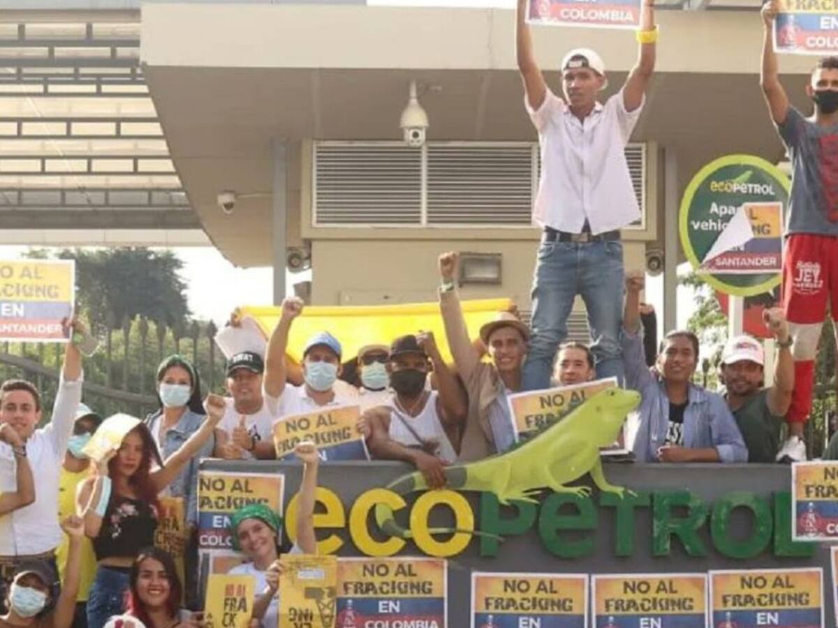 Anla consulta a comunidad sobre fracking en Santander