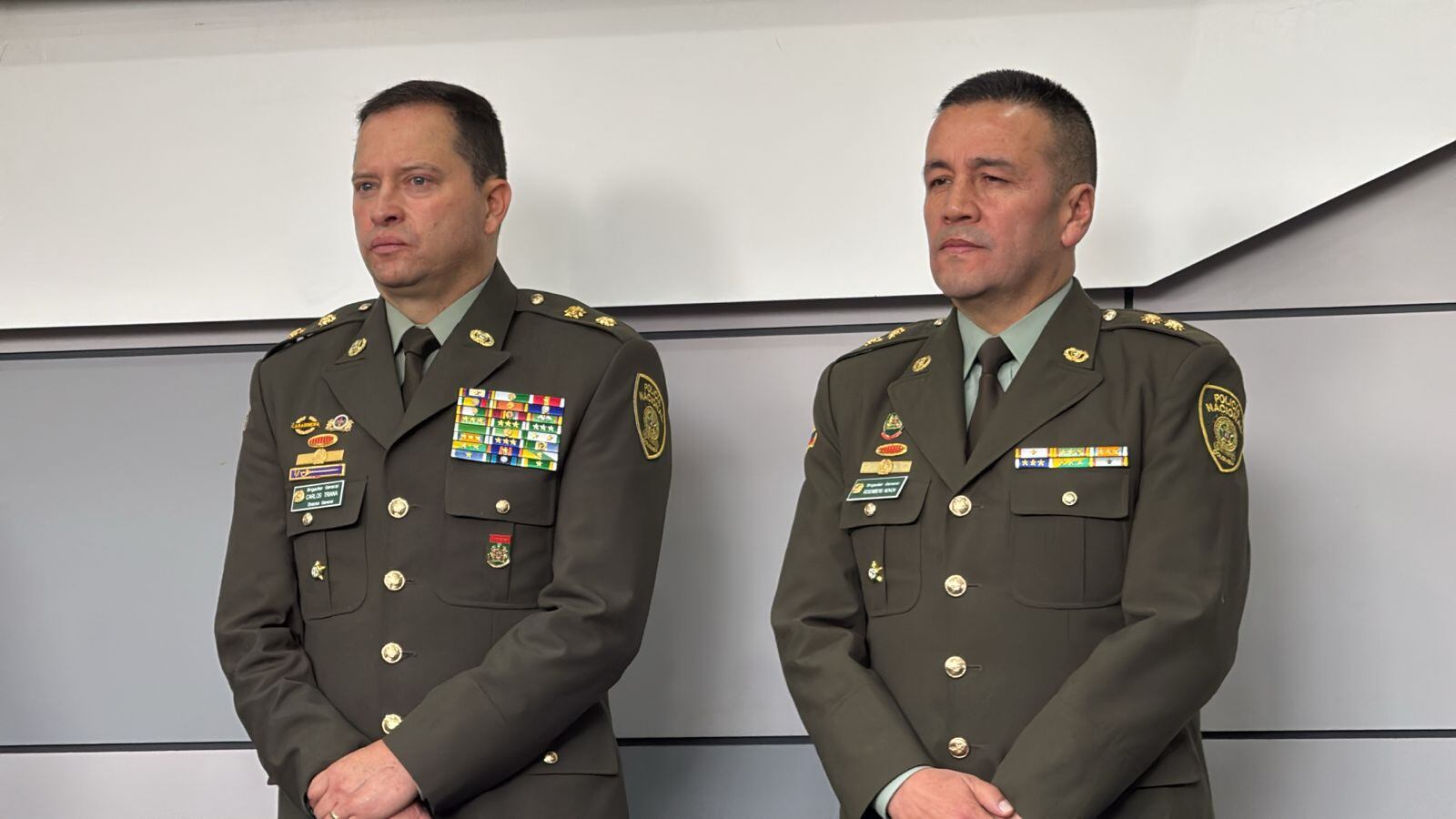 El nuevo subdirector de la Policía, el General Arnulfo Novoa, y el director de la Policía, el general Carlos Triana - Caracol Radio