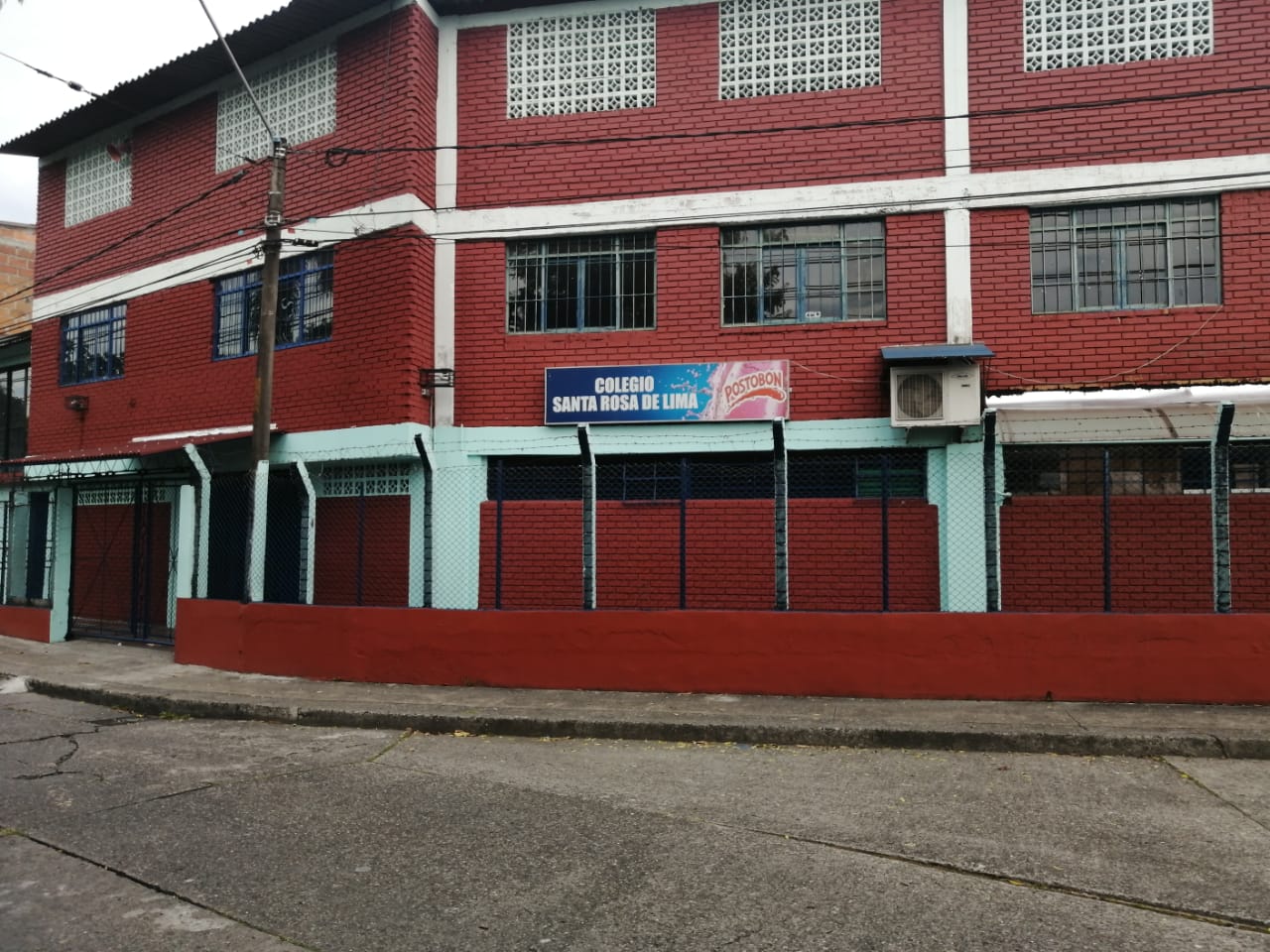 Colegio Santa Rosa de Lima en Pereira (foto: redes sociales)