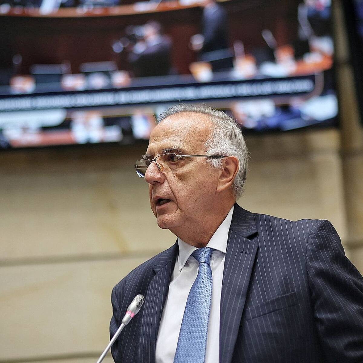 Plan de Desarrollo no plantea reforma a la Policía ni su salida de MinDefensa