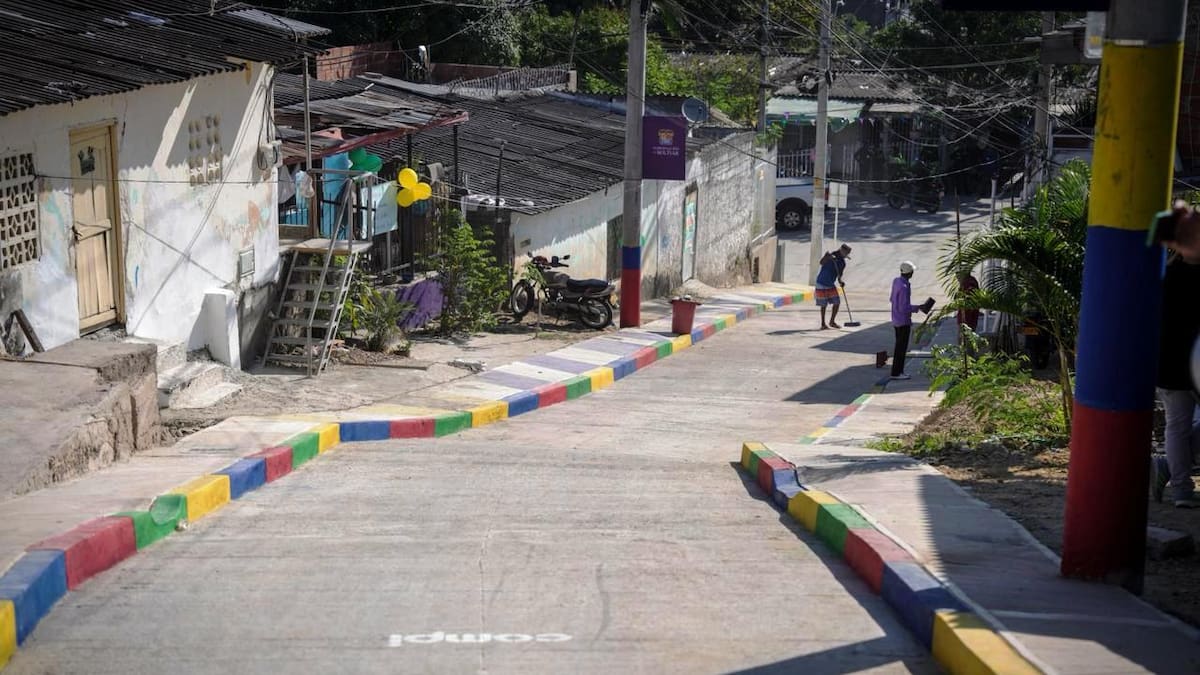 Las Delicias deja el barro atrás: la primera calle COMPI del año