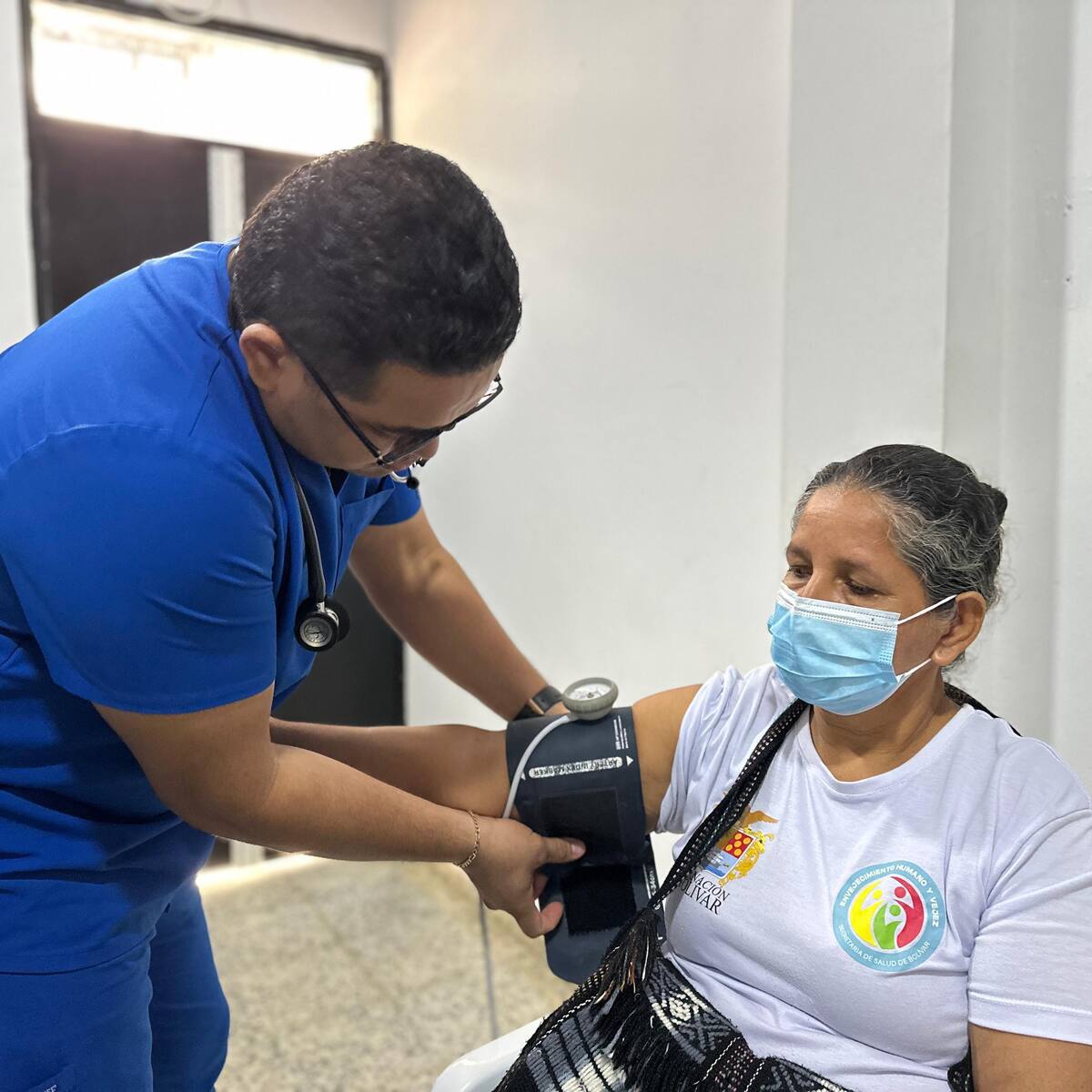 Justo Bolívar de la gobernación llegó hasta Hatillo y Barranco de Loba